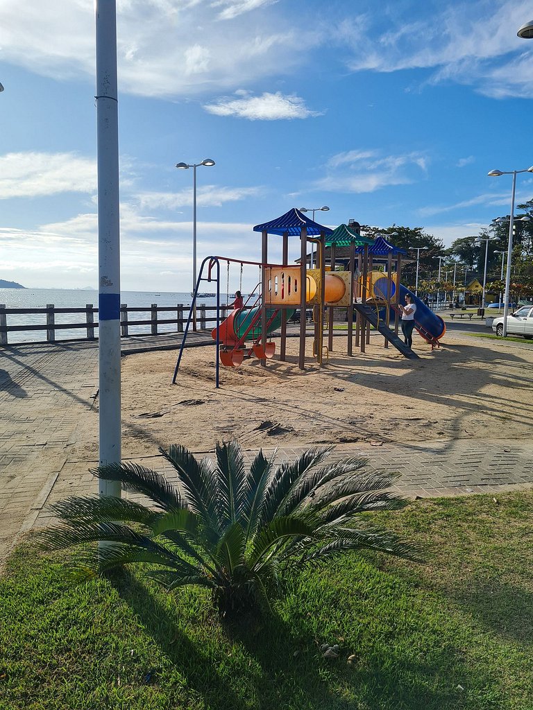 Apto familiar, calmo e acolhedor c/ Praia e Parque