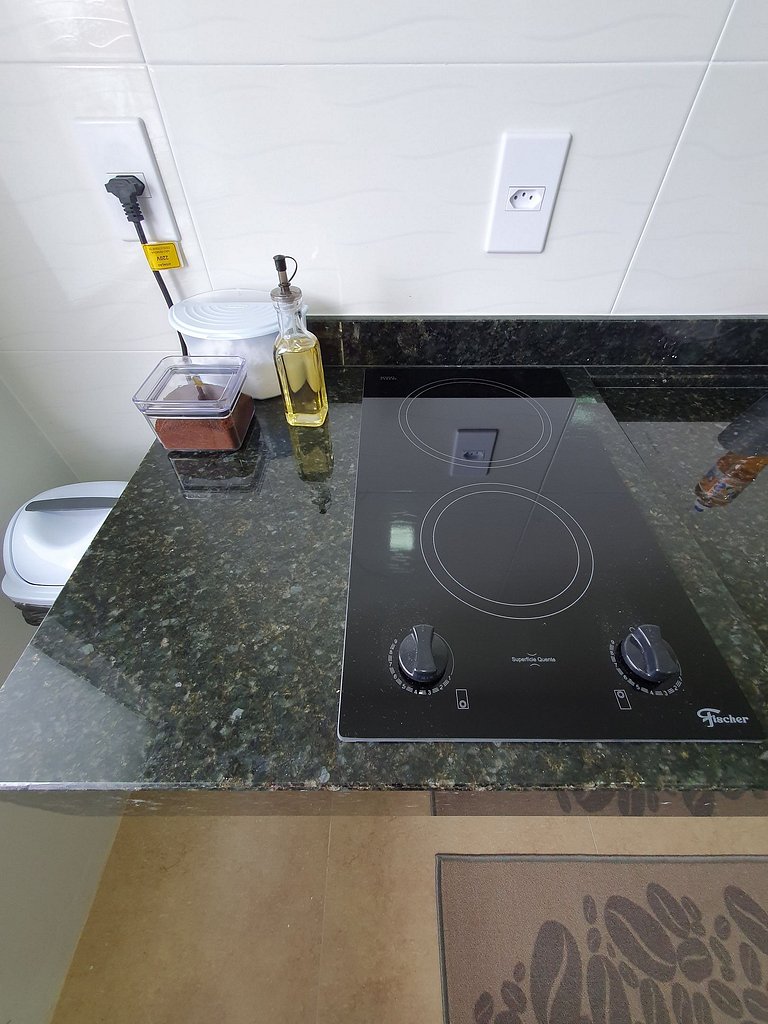 2 Quartos com Cozinha. Perto da Praia e do Parque!